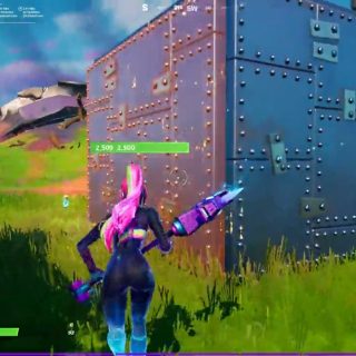 How to defeat an Armored Wall in Fortnite?  